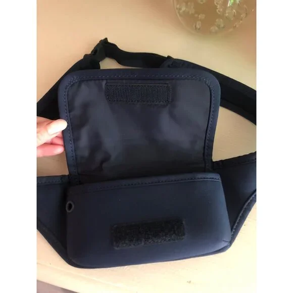 TORY BURCH Sport Belt Bag Neoprene Running Navy White - Picture 7 of 11